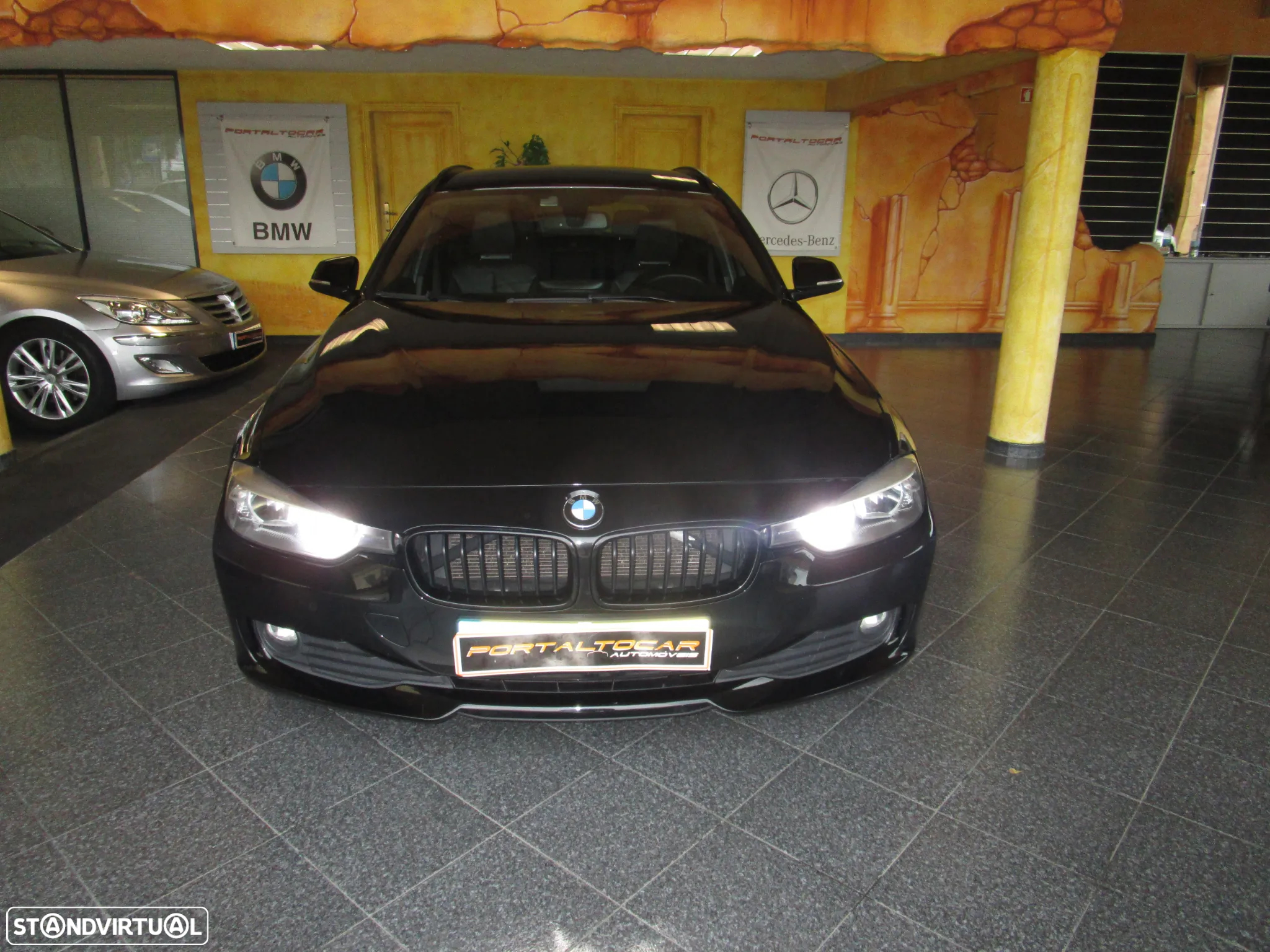 BMW 320 d DPF Touring Aut. Edition Sport - 30