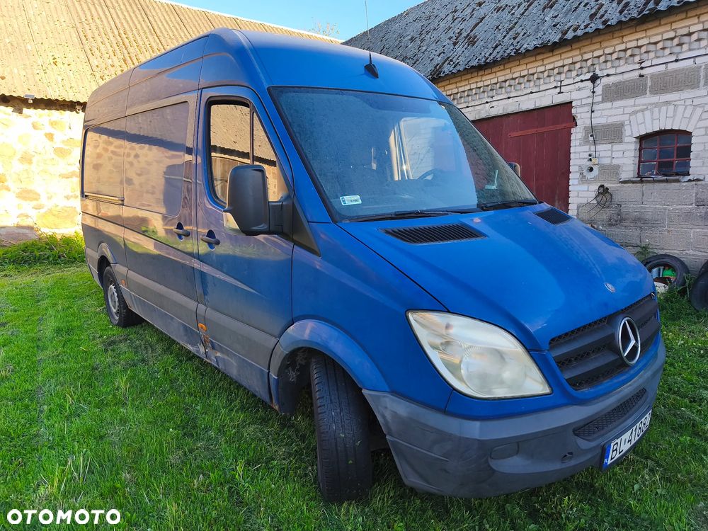 Mercedes-Benz Sprinter - 1
