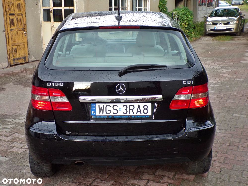 Mercedes-Benz Klasa B 180 CDI - 9