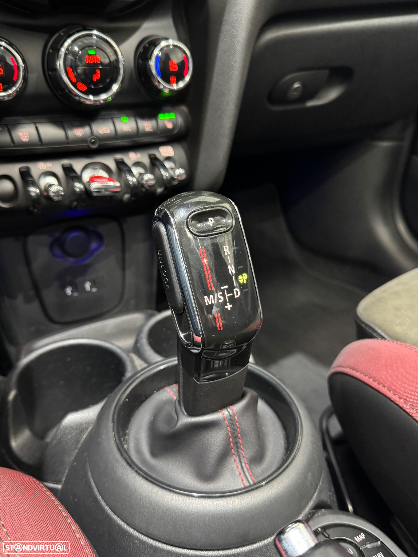 MINI Cabrio John Cooper Works Auto Desportiva - 45
