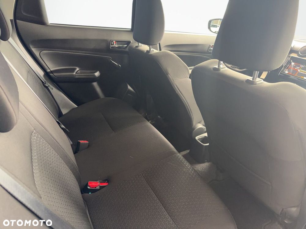 Suzuki Swift - 15