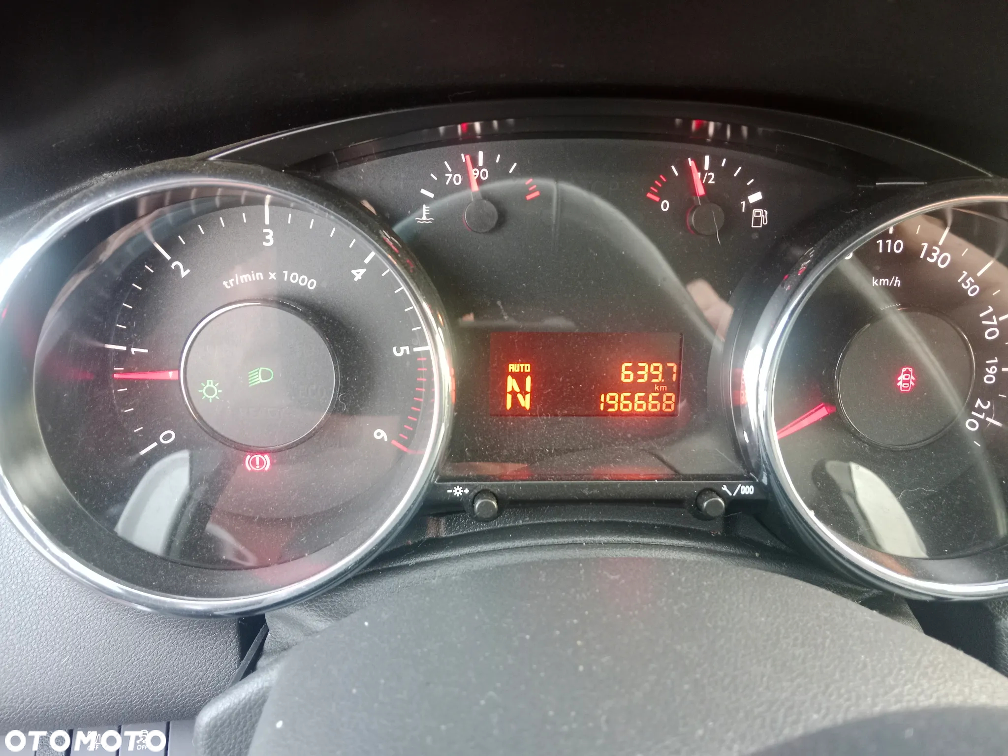 Peugeot 5008 1.6 e-HDi Active S&S - 13