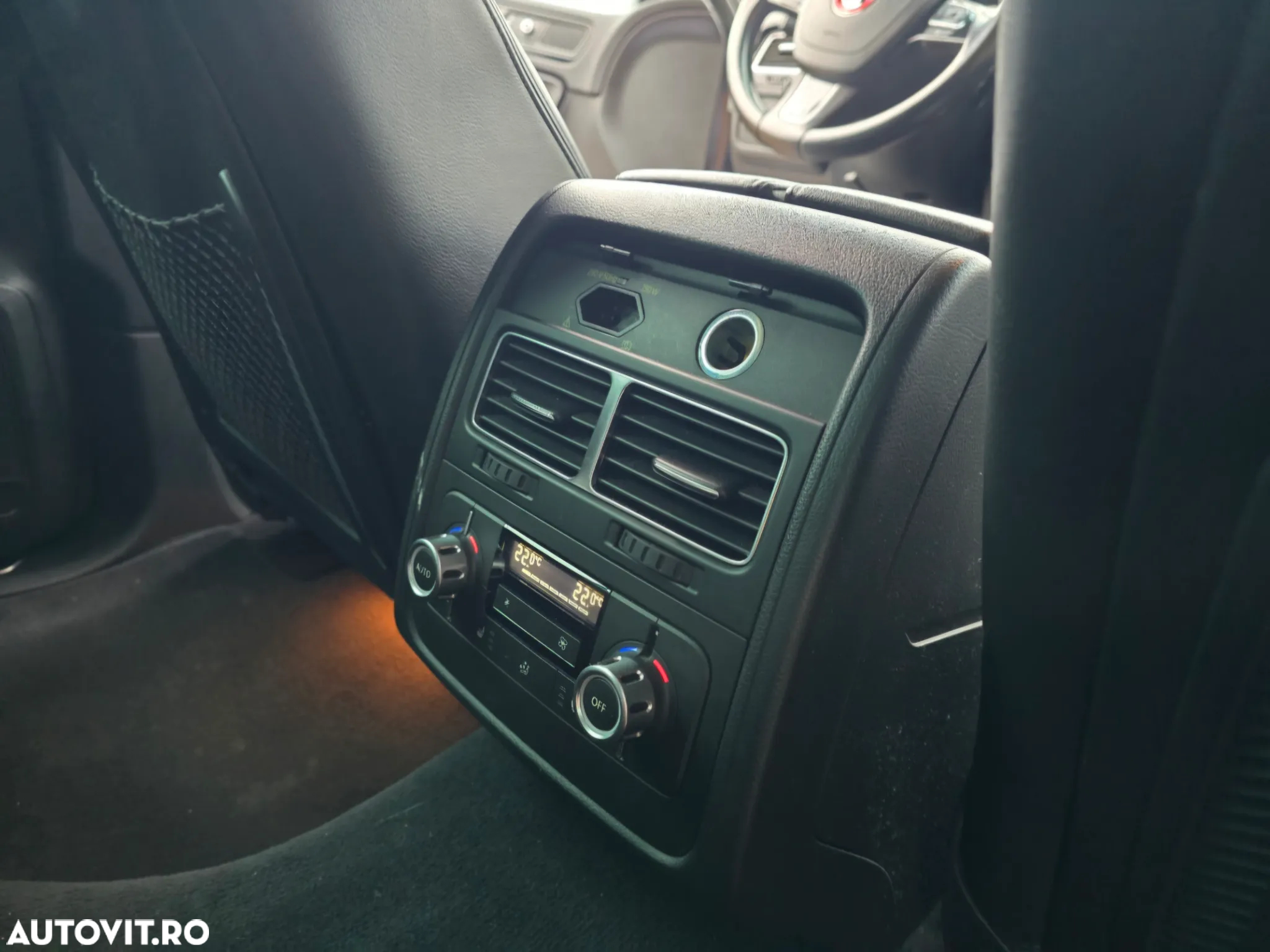 Volkswagen Touareg 3.0 V6 TDI BMT - 15