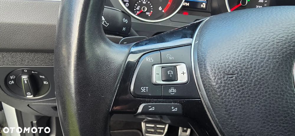Volkswagen Tiguan - 18