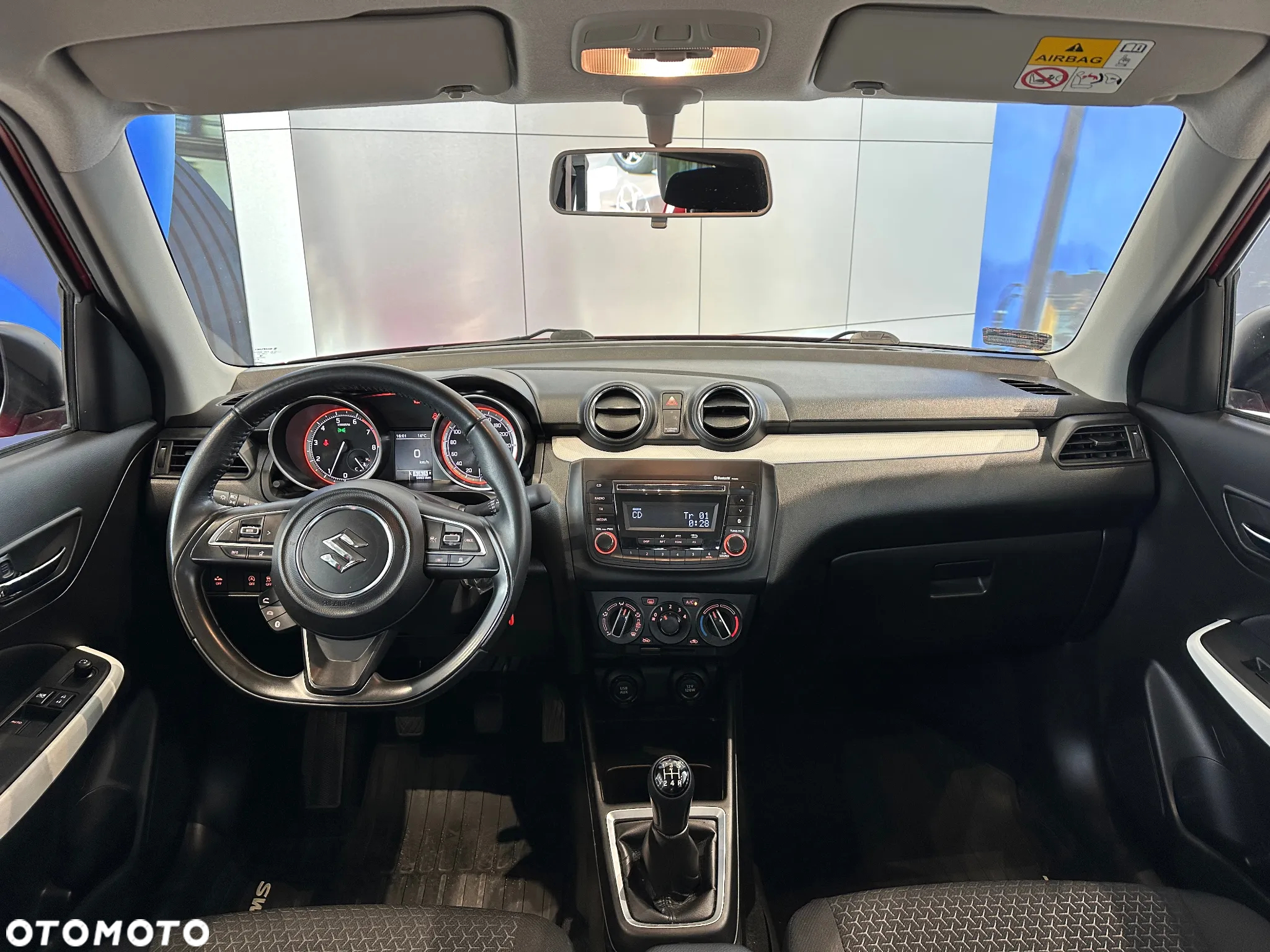Suzuki Swift 1.2 Premium - 29