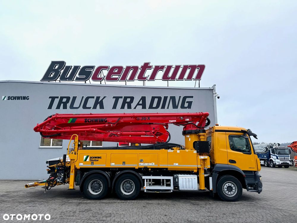 Mercedes-Benz Arocs 2840 Schwing S 36X RaZor / 5 ramion