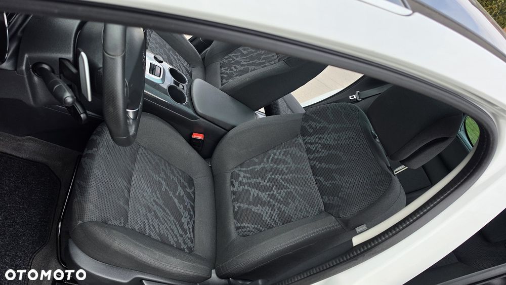 Peugeot 3008 e-HDi 115 ETG6 Stop&Start Business-Line - 7