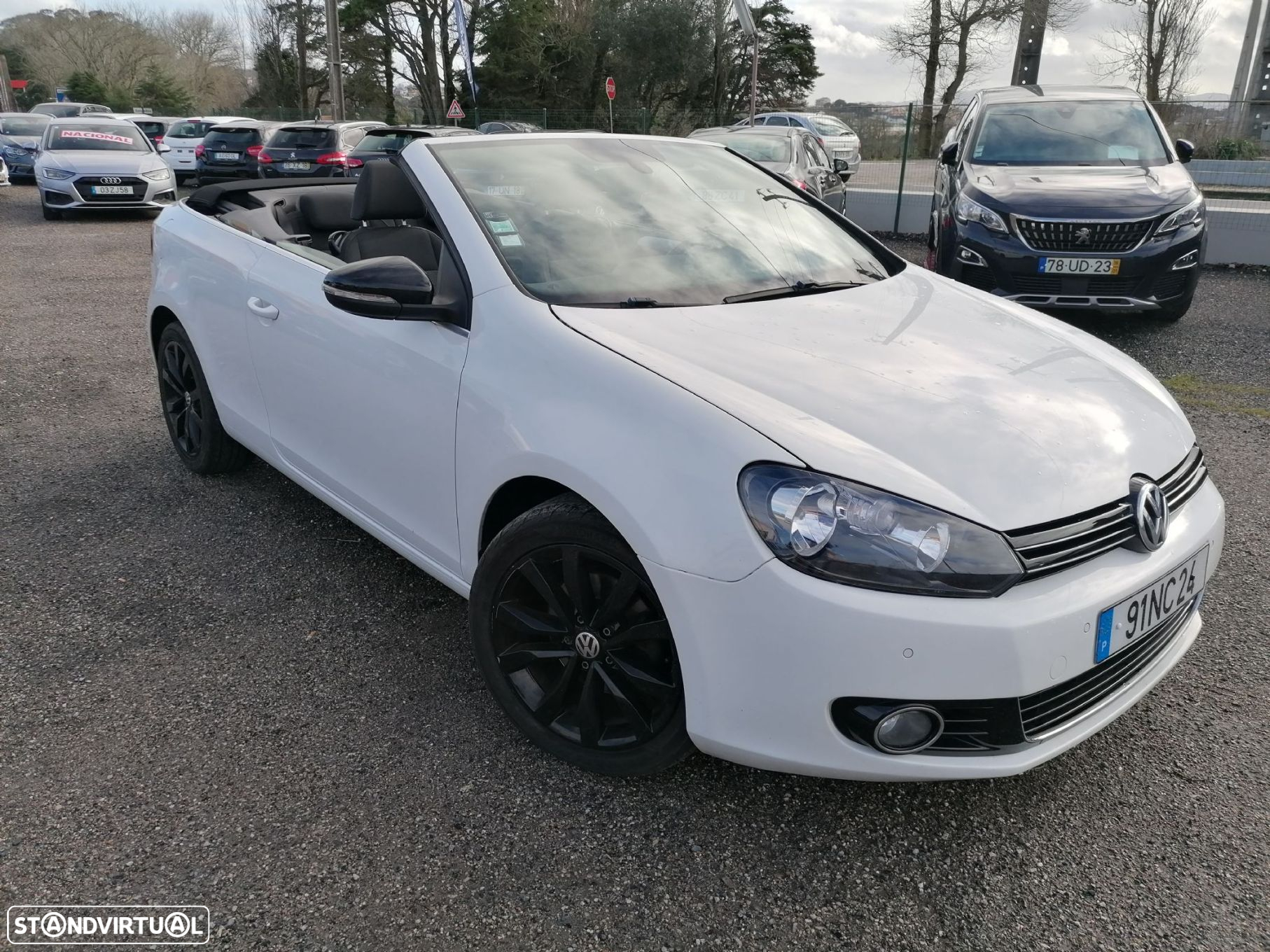 VW Golf Cabriolet 1.6 TDi BlueMotion - 2
