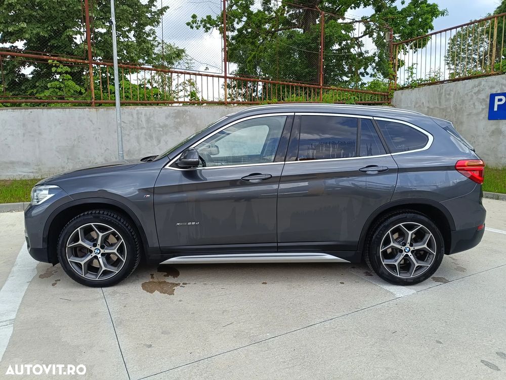 BMW X1 xDrive25d Aut. Sport Line - 7