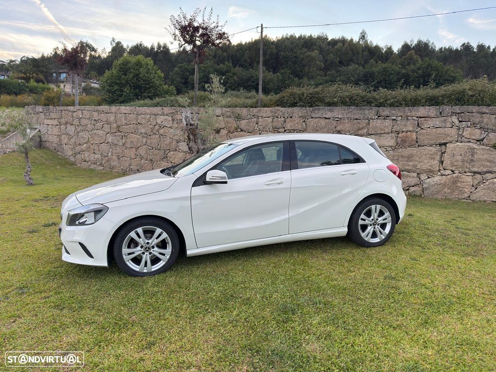 Mercedes-Benz A 180 d Urban Aut. - 13