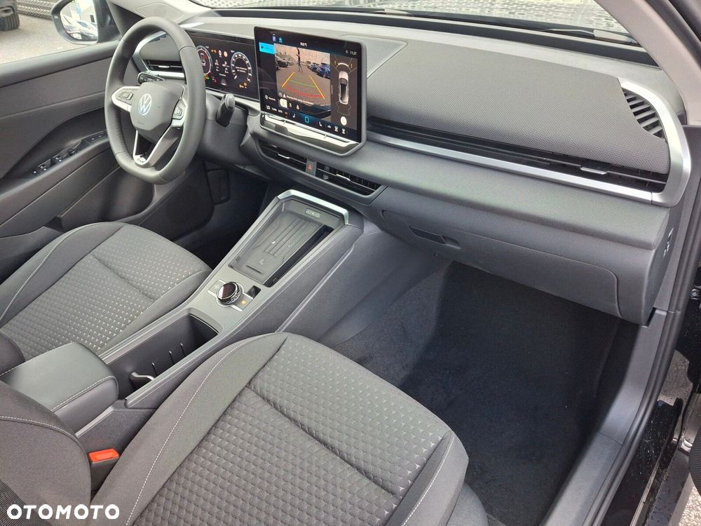 Volkswagen T-Roc - 15