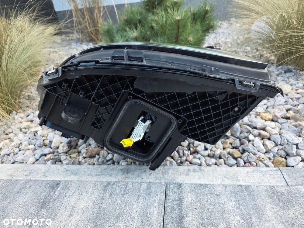 MERCEDES E KLASA W213 213 Lampa prawa przód Full Led Multibeam A2139064804 - 11