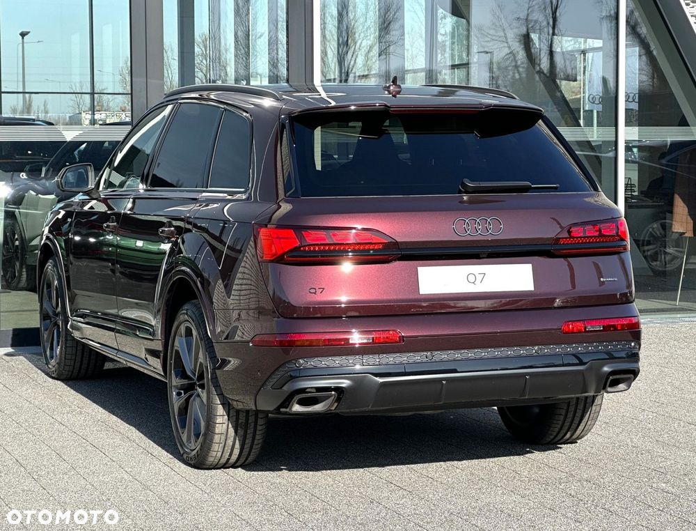 Audi Q7 - 10