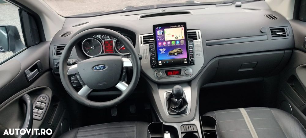 Ford Kuga 2.0 TDCi 2x4 Titanium - 20