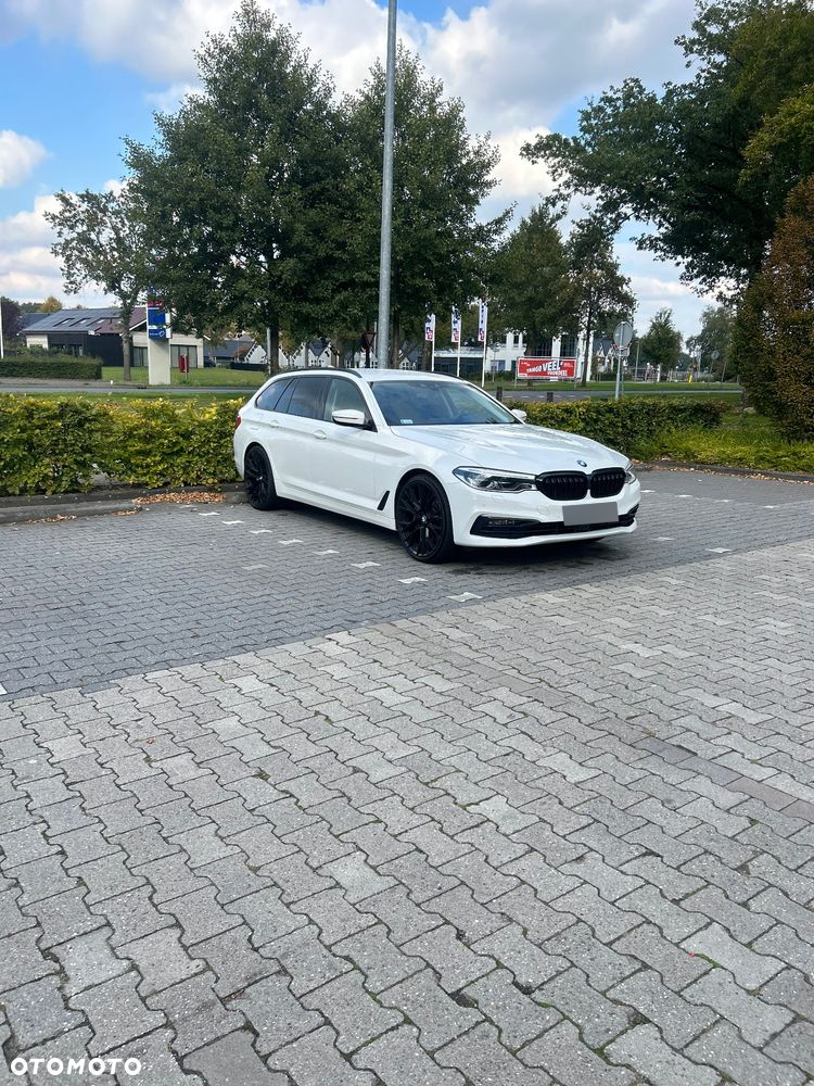 BMW Seria 5 540d xDrive Sport Line sport - 26
