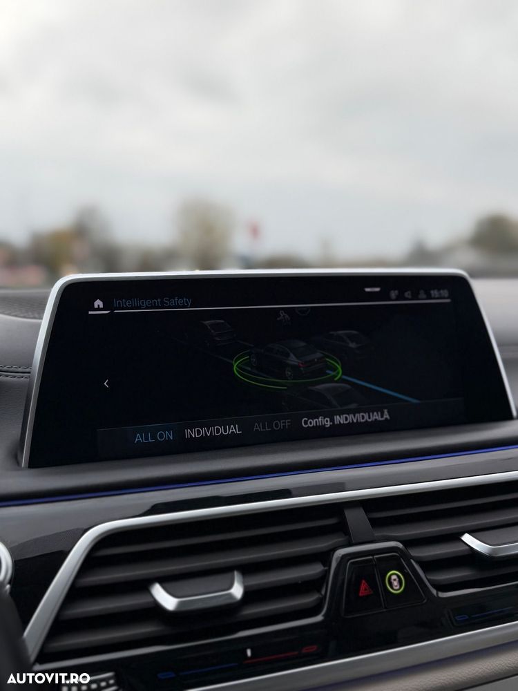 BMW Seria 7 745e AT PHEV - 11