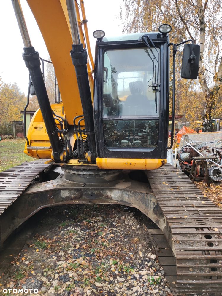 JCB JS 260 - 4