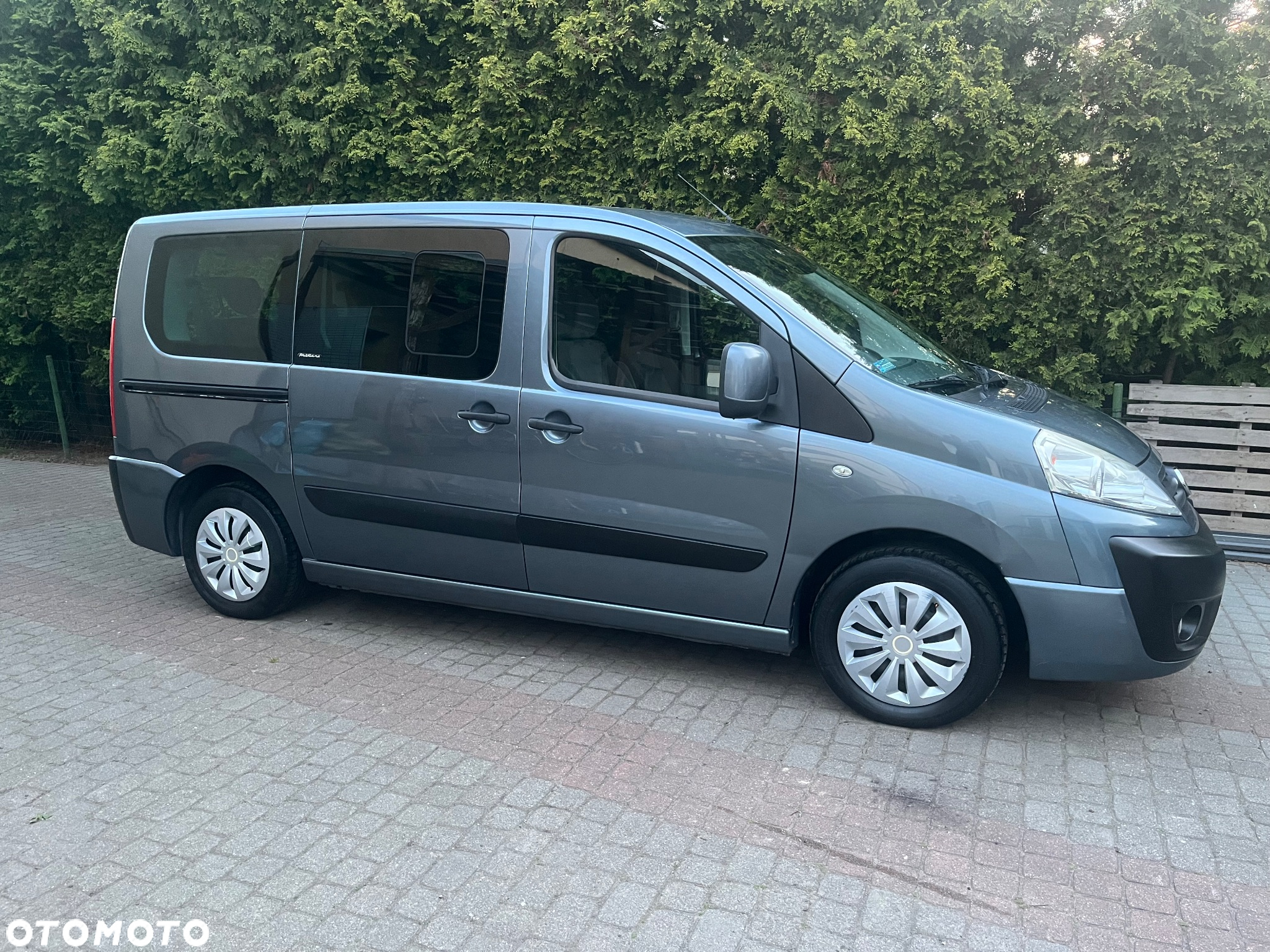 Renault Scenic ENERGY dCi 110 EXPERIENCE - 27