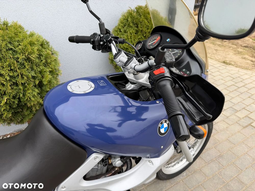 BMW F - 18