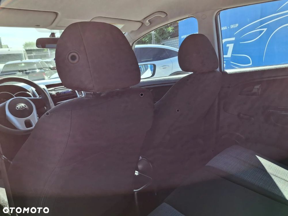 Kia Venga 1.4 CRDi L - 12