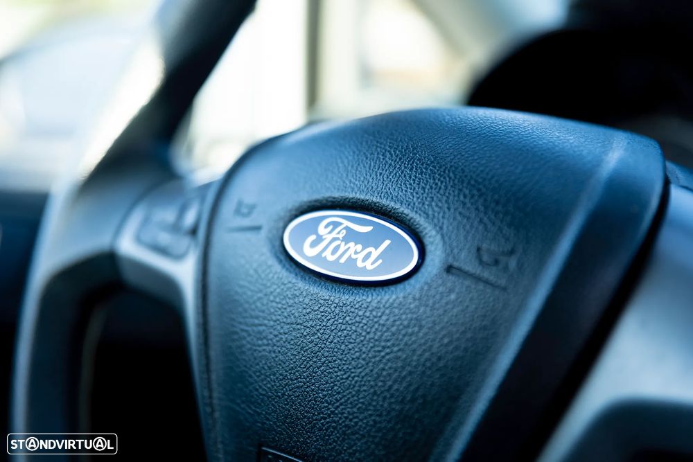 Ford Fiesta 1.4 TDCI Titanium - 19