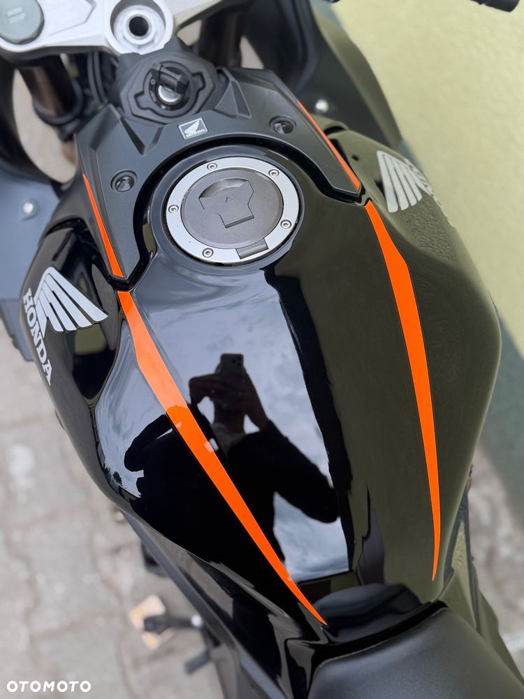 Honda CBR - 35