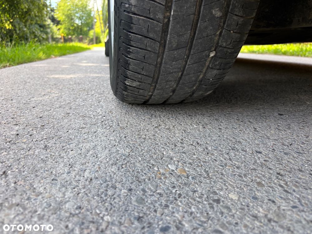 Toyota Corolla 1.5 Comfort - 23