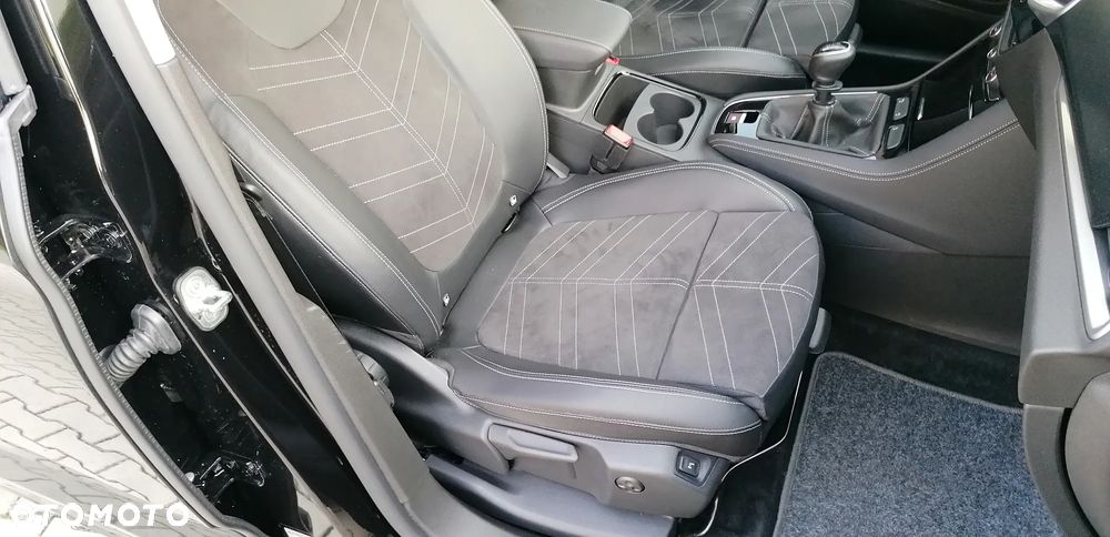 Opel Grandland X - 18