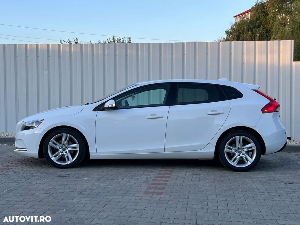 Volvo V40 D2 - 1