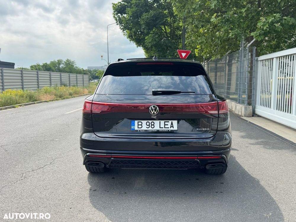 Volkswagen Touareg V6 TSI eHybrid PHEV R - 6