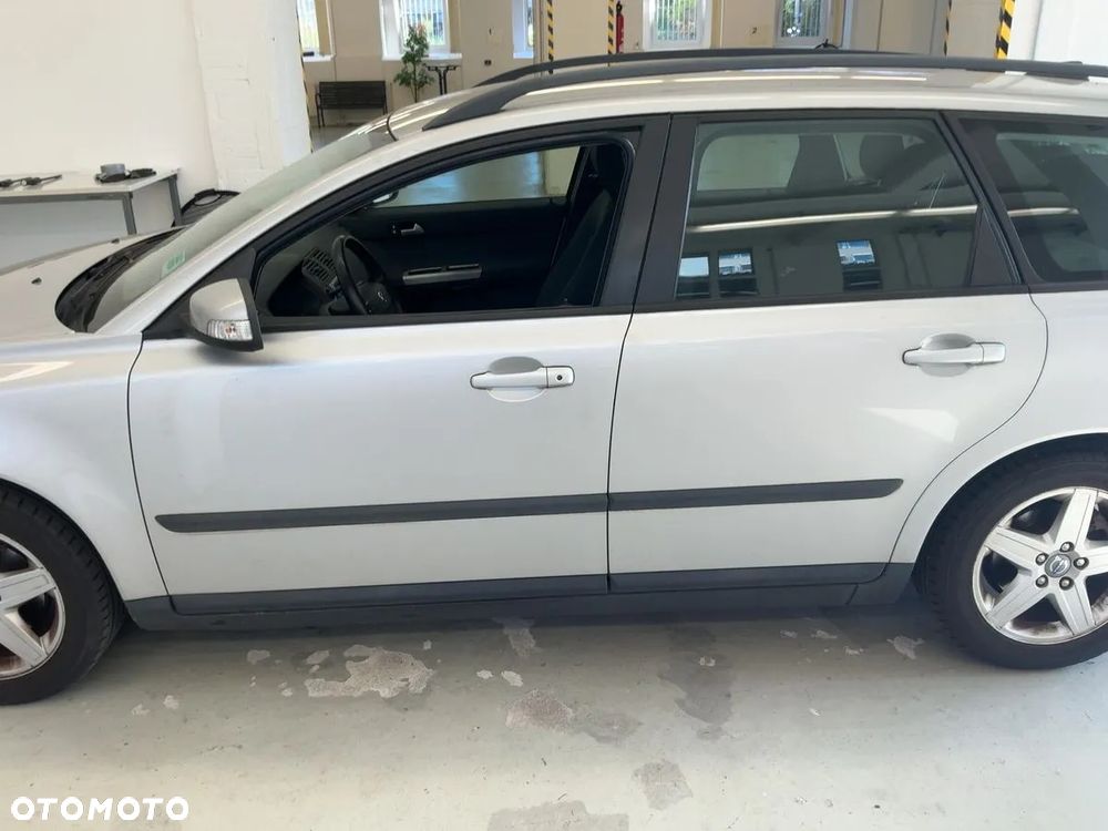 Volvo V50 2.0 Kinetic - 4