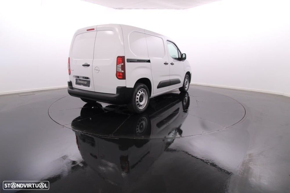 Opel combo Cargo L1H1 E15DT MT6 100cv 3Lug. / Cam. Traseira - 8
