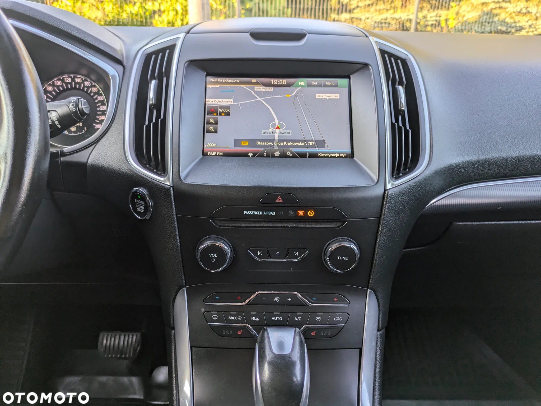 Ford S-Max - 25