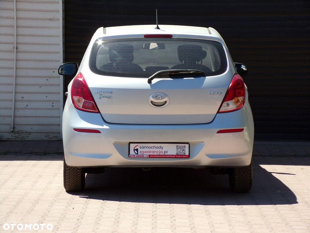 Hyundai i20 - 14