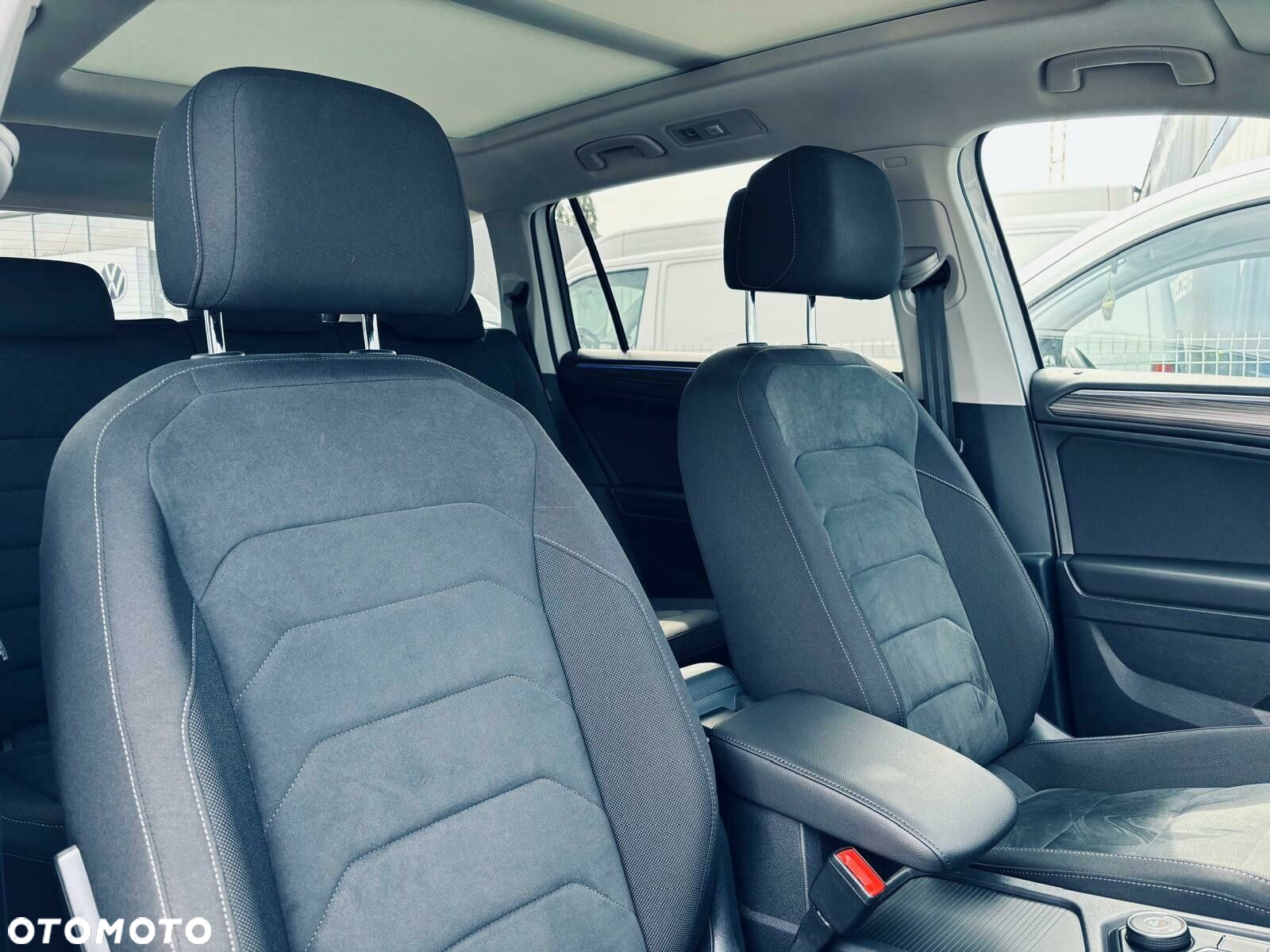 Volkswagen Tiguan 2.0 TDI SCR 4Mot Elegance DSG - 18