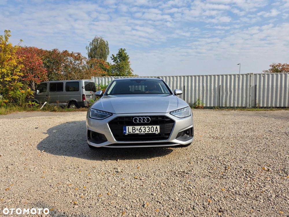 Audi A4 Avant 2023 photo 5