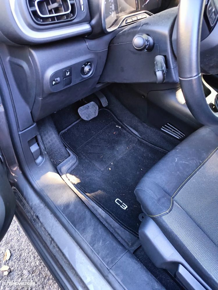 Citroën C3 1.2 PureTech Shine EAT6 - 16