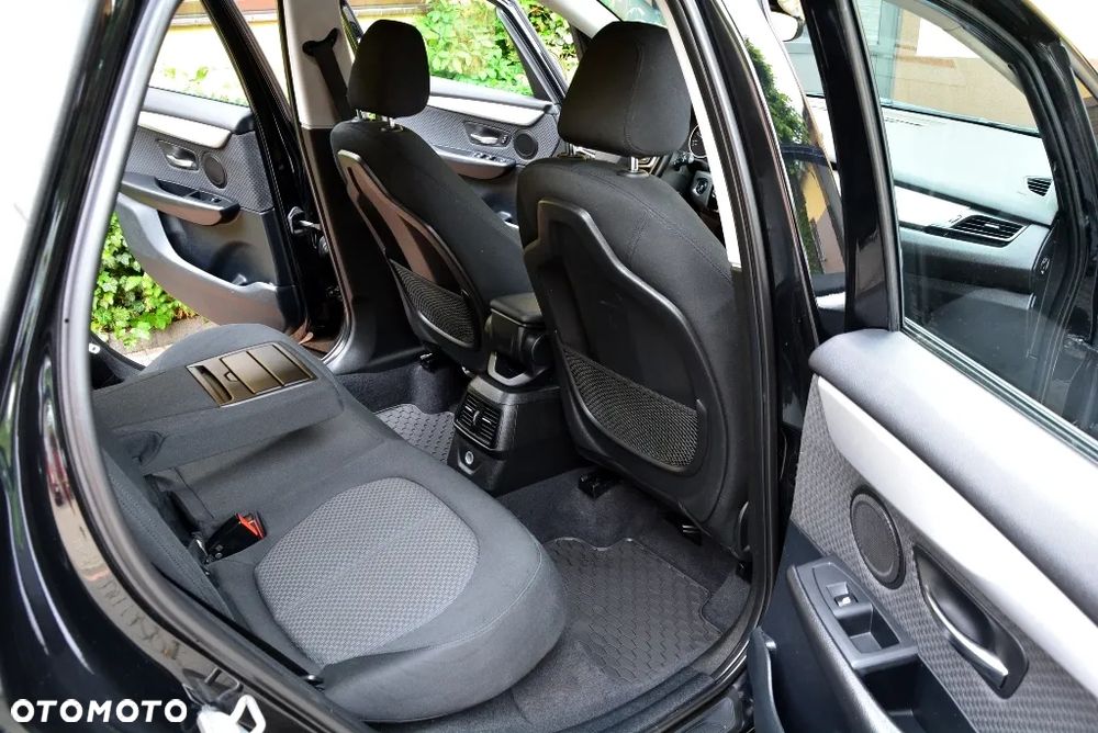 BMW Seria 2 220d Sport-Aut Advantage - 23