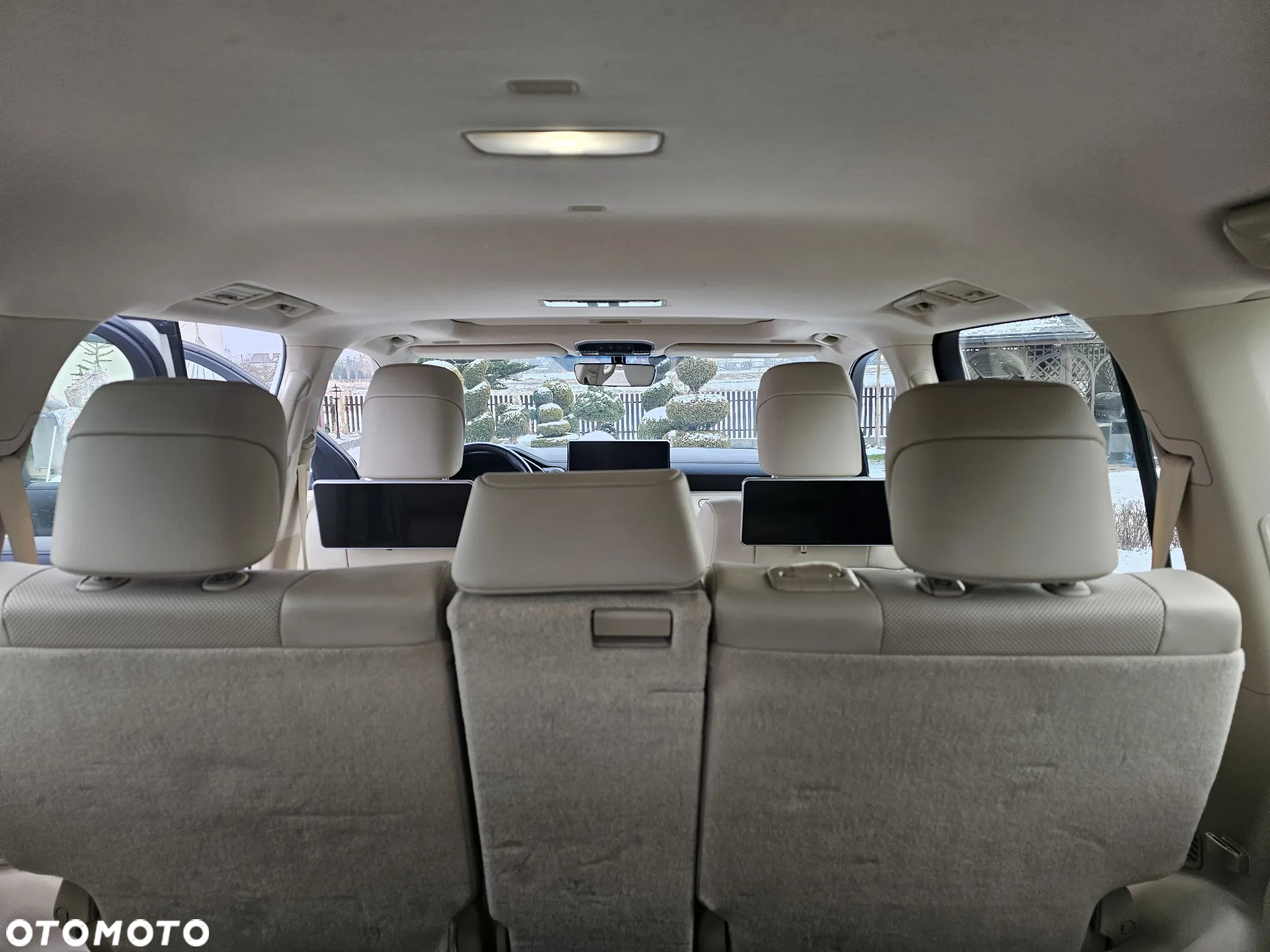 Toyota Land Cruiser - 24