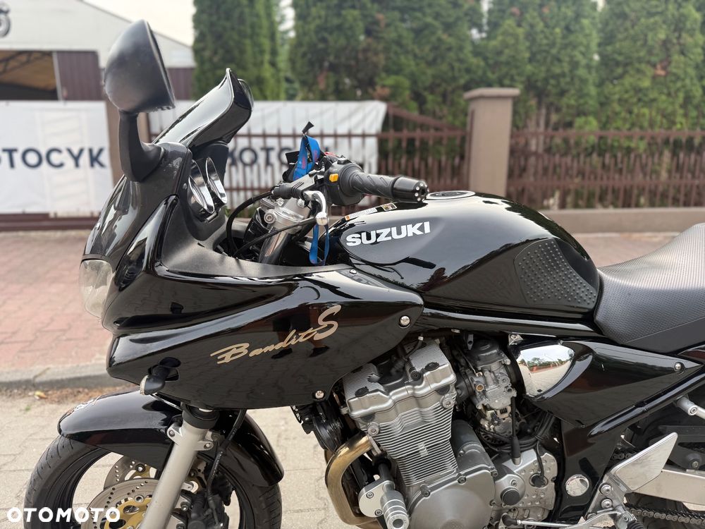 Suzuki Bandit - 22