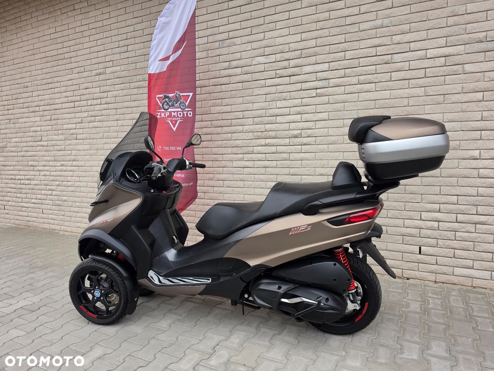 Piaggio MP-3 - 4