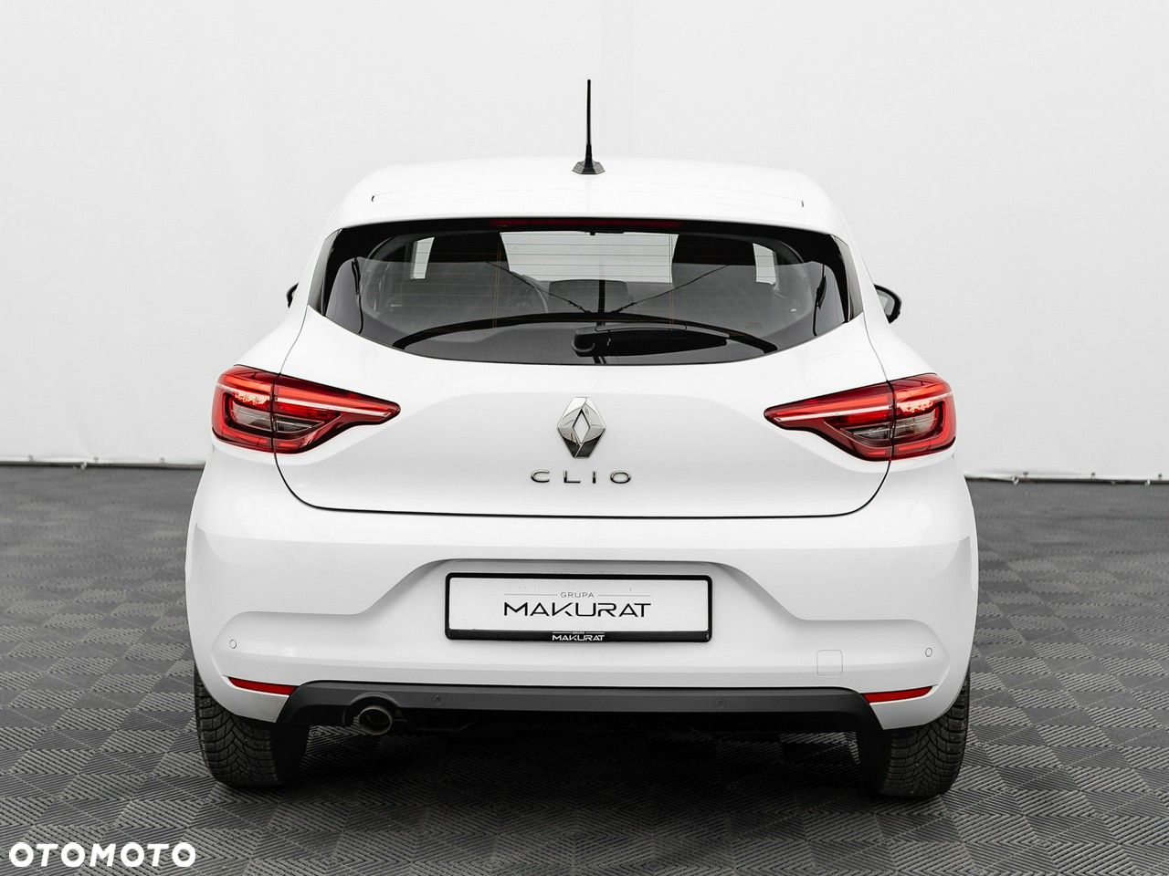 Renault Clio 1.0 TCe Equilibre - 11