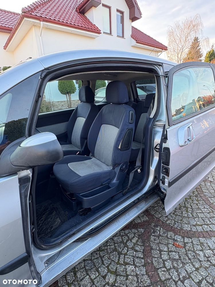 Peugeot 1007 75 Premium - 12