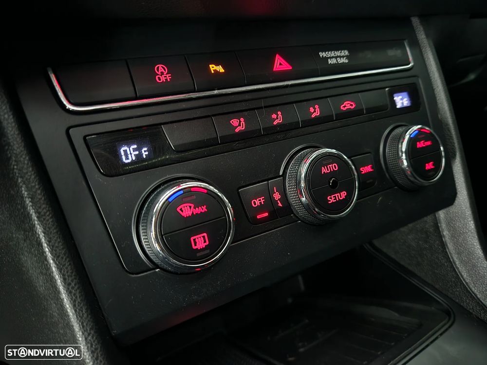 SEAT Leon ST 1.6 TDI Style S/S - 16