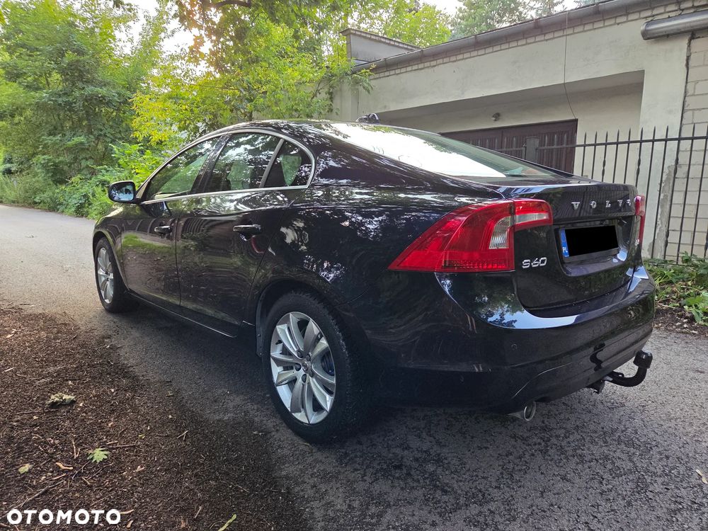 Volvo S60 D3 Drive-E Momentum - 23