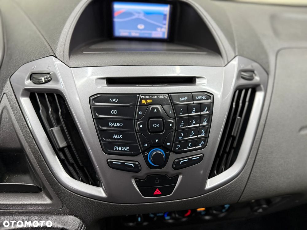 Ford Tourneo Custom 310 L2H1 VA Titanium - 31