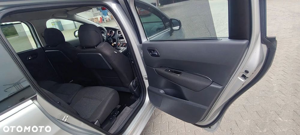 Peugeot 5008 120 VTi Active - 10