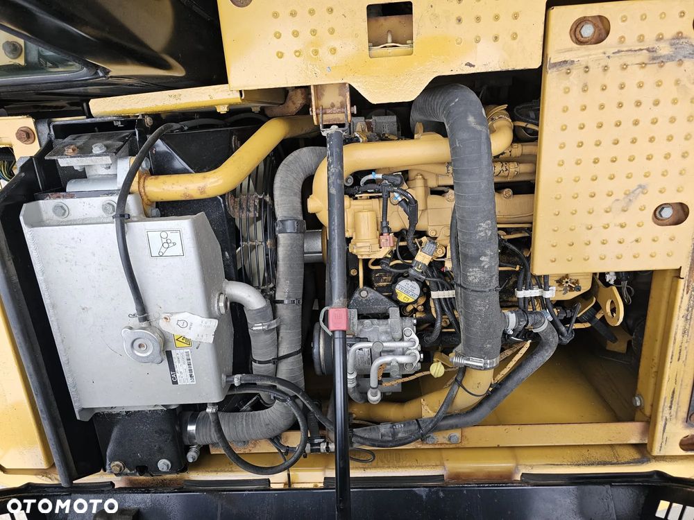 Caterpillar 311FLRR - 16