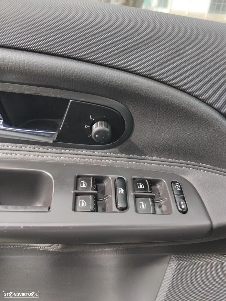 VW Sharan 2.0 TDI Confortline - 17