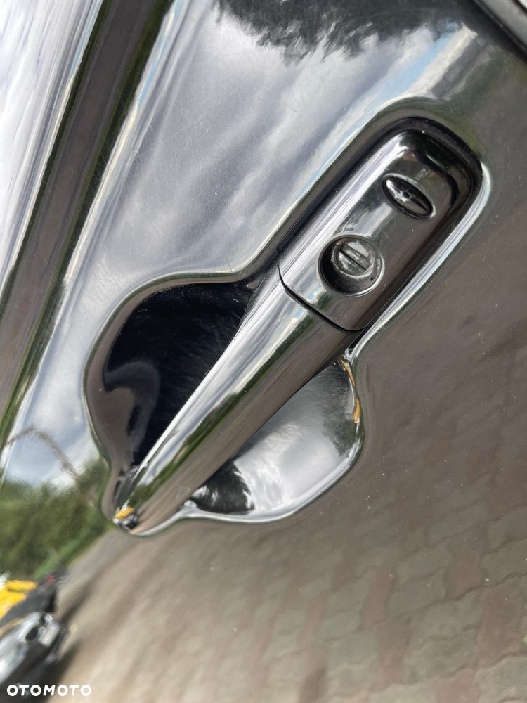 Mitsubishi Outlander Instyle NAVI + - 20